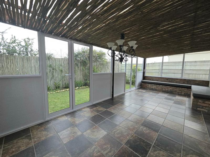 3 Bedroom Property for Sale in Sonstraal Heights Western Cape